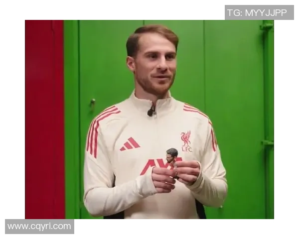 足球明星喜迎新生儿性别揭晓引发粉丝热议与祝福